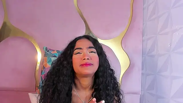 camilaqueenh's cam snapshot