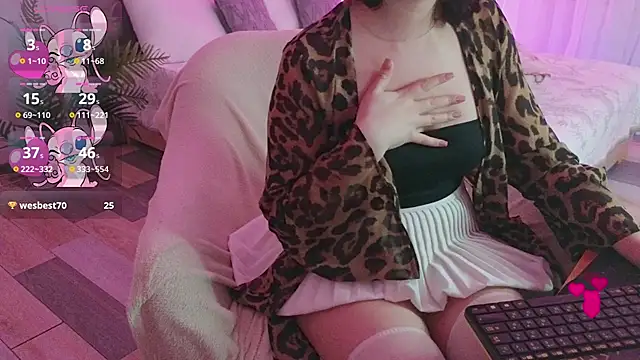 baby_debbie's cam snapshot