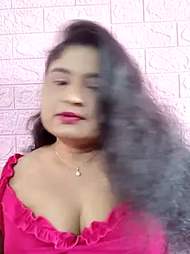 hornyriyanka live sex cam