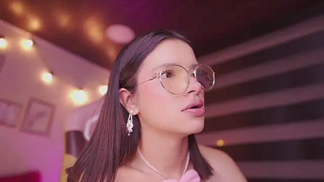 Lana_Dreams_'s cam snapshot