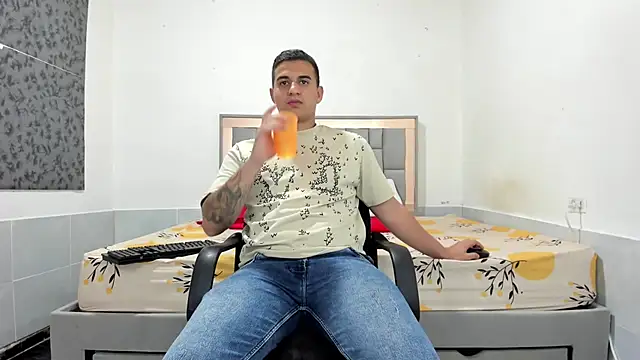 simookeler live sex cam