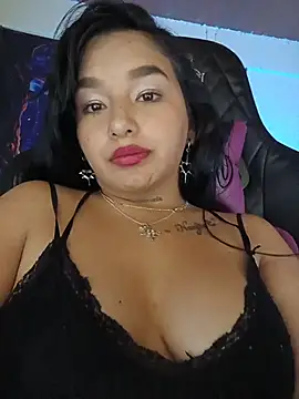 pocahonta89 live sex cam