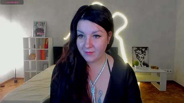 still__her's cam snapshot