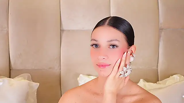 KiraKayleigh1 live sex cam