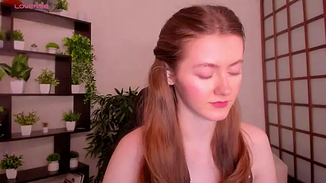 KateCuddle's cam snapshot