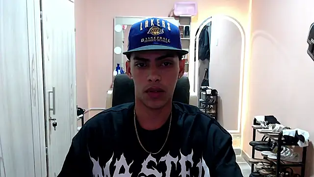 TenderBoyBigCock_ live sex cam