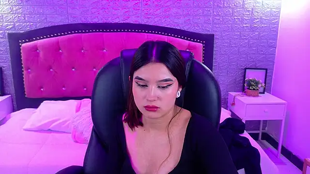 Natalie_loffreda's cam snapshot