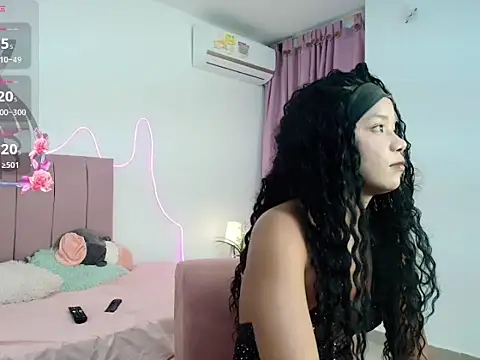 Luna_lexy04's cam snapshot