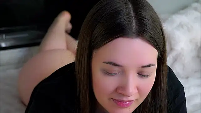 LowOncoming live sex cam