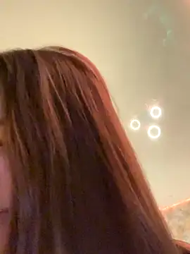 Alina_Vibe_Me live sex cam