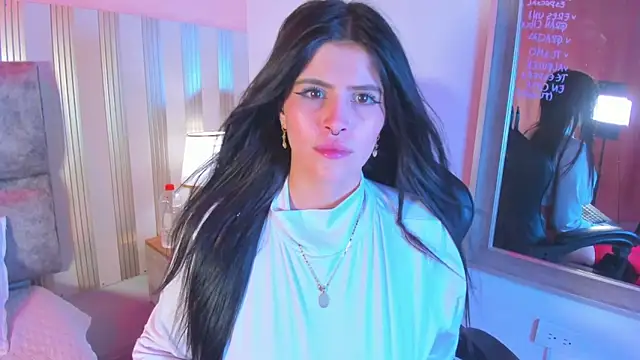 gia_malkova's cam snapshot