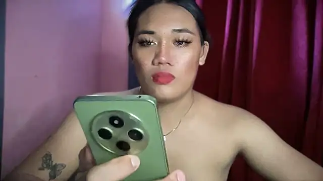 untouchable_mia live sex cam