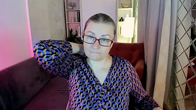 AlexandraKind live sex cam