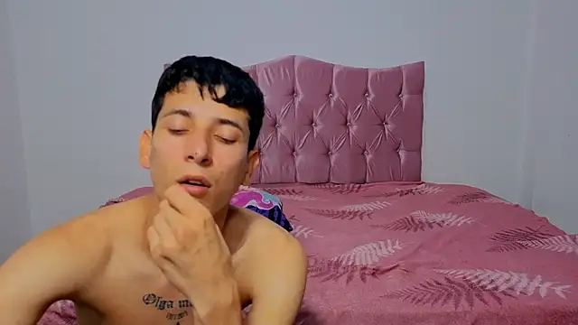 makiandjimmy live sex cam