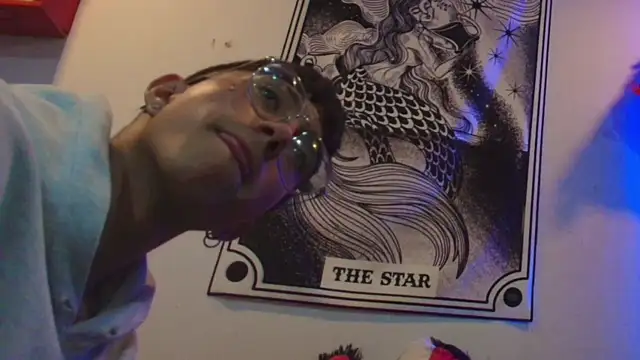 Justyn_Ross live sex cam