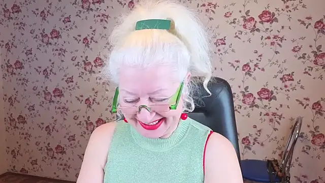 Maya_Mayflower live sex cam