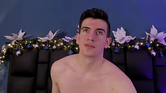 MikaelSlow live sex cam