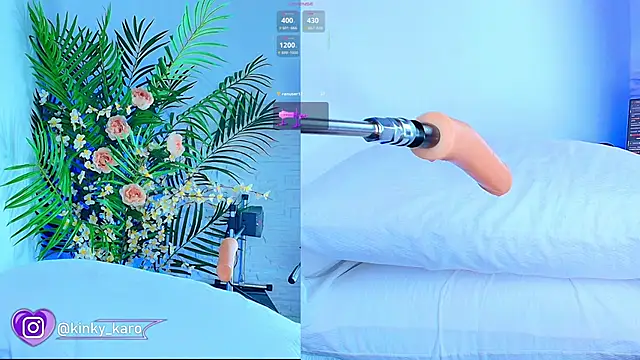 Kinky__Karo live sex cam