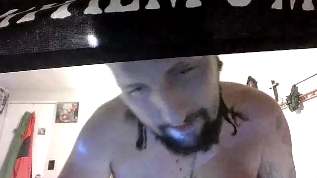 BobbyQ29 live sex cam