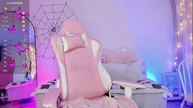 AlinaLukyanova live sex cam