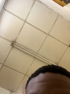 Pinepool21 live sex cam