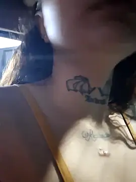 Alis_1327 live sex cam