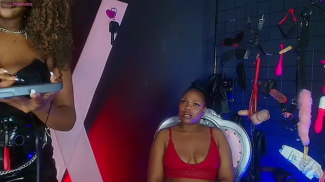 MrEbonybdsm live sex cam