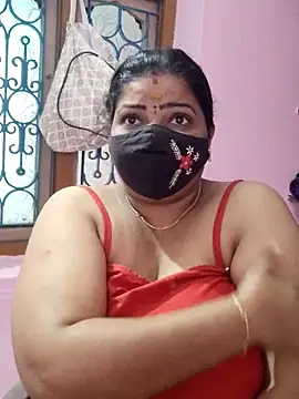 lathikaqueentamil live sex cam