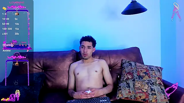 Suckdream1 live sex cam