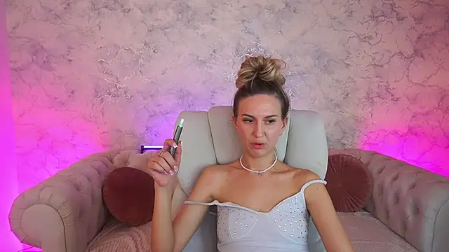 LovelyMollyy live sex cam