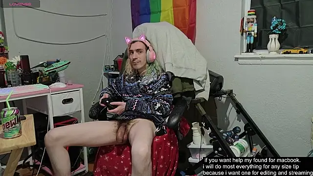 tallnerdyguy live sex cam