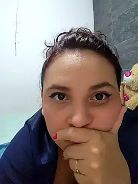 LizzRouse live sex cam