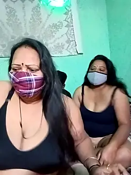 LoveOnStream live sex cam