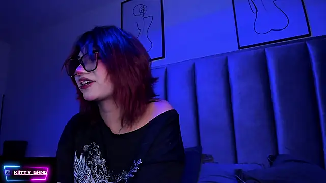 Kitty_Gang live sex cam