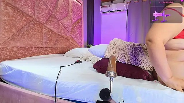 Amanda-Cruz live sex cam