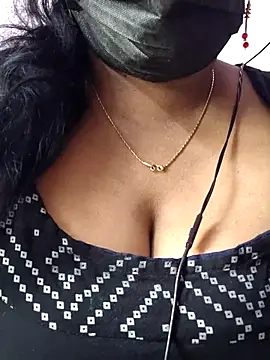 mallu-sumi live sex cam