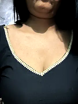 NEETU-89 live sex cam