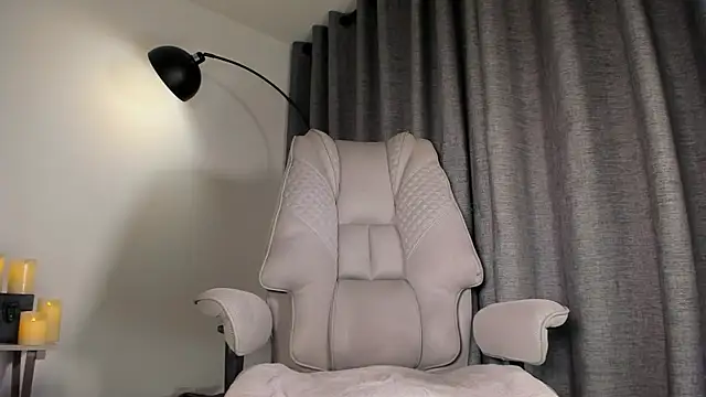 lianewhite live sex cam