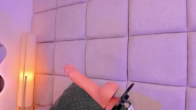 Sooffii_1 live sex cam