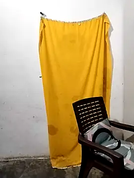 Cute-Naavya live sex cam