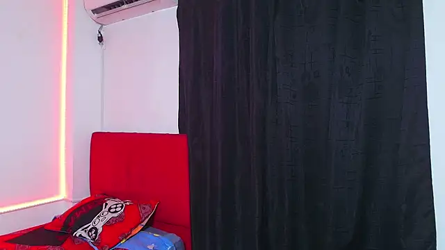 dominic_smith_ live sex cam