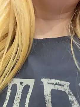 AmmyHot live sex cam