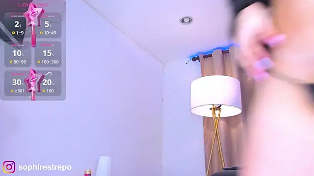 sophie_starx live sex cam