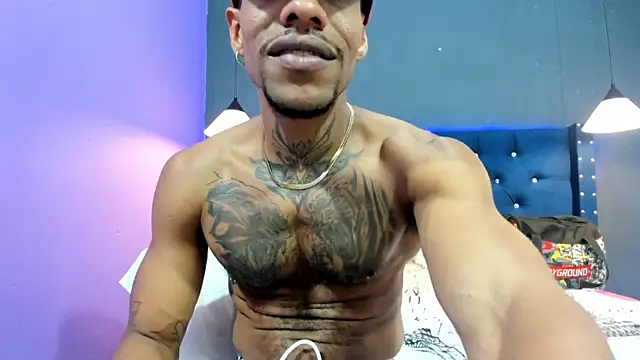 Salomon_koude live sex cam