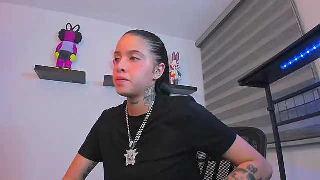 Gangster_Girl live sex cam