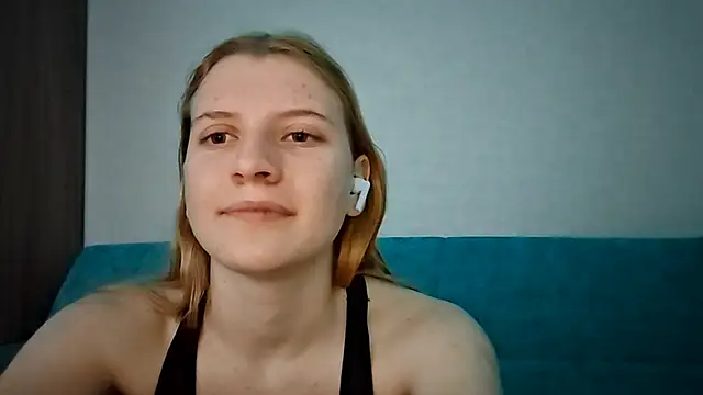 LynteriLain live sex cam