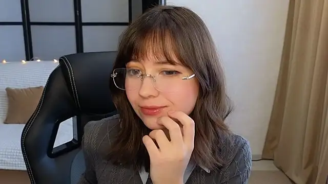 Lina_Brownie live sex cam