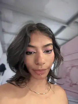 TweetiePieXXX live sex cam