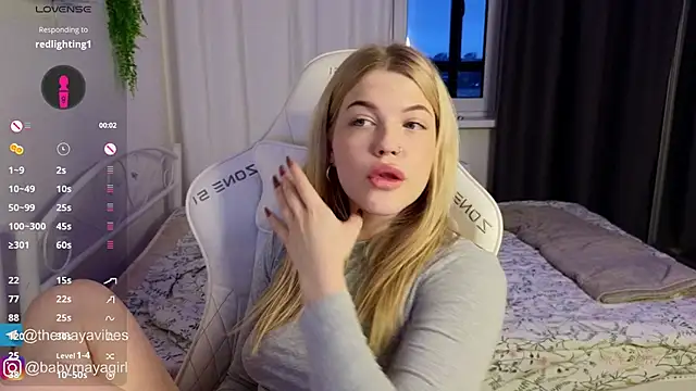 Maya_Rave live sex cam