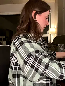 nerdynina live sex cam